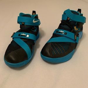 Lebron Soldier 9 Size 6y